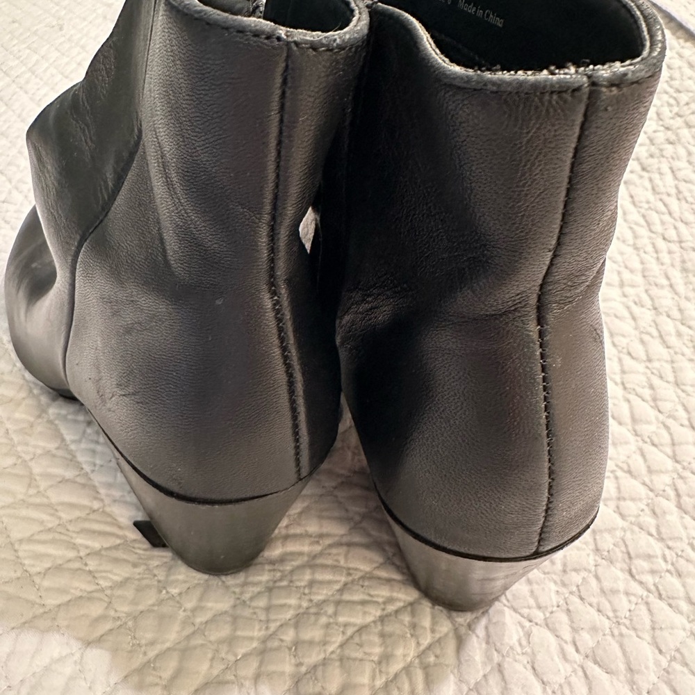 Dolce Vita booties - Black - size 6